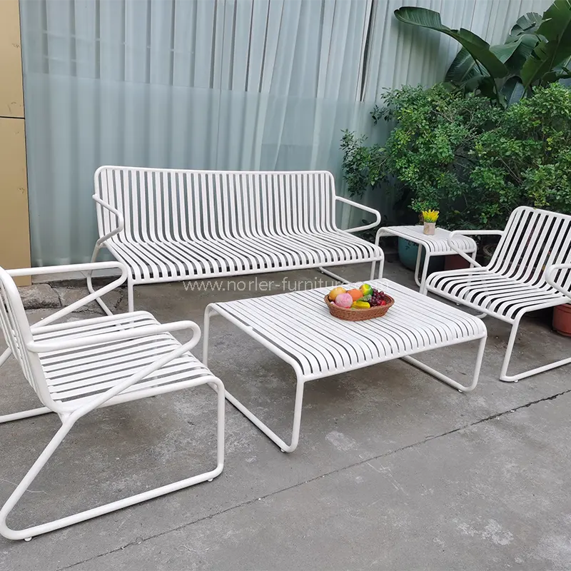 Ar lauko sofos gali būti paliktos žiemą? Ar lauko sofos gali būti paliktos žiemą?