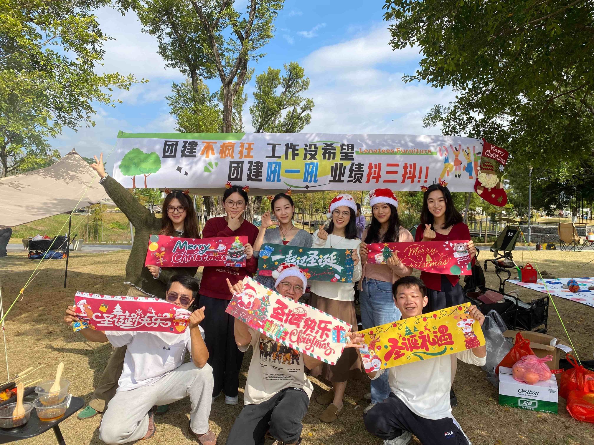 Švęskite Kalėdų sezoną kartu iš „Norler Furniture“.