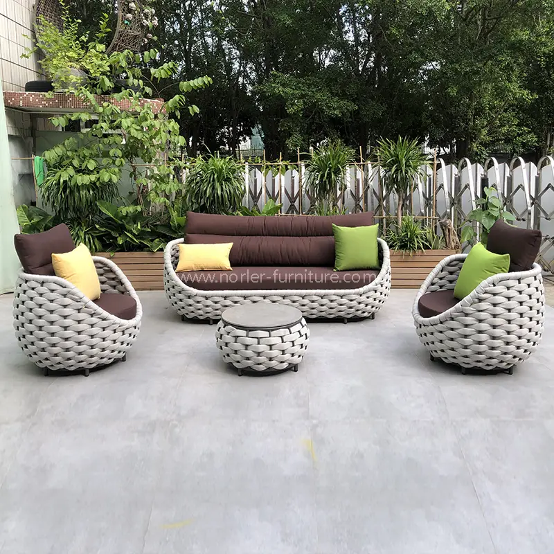 Lauko kiemo rankomis austa virvė paukščių lizdo sofa